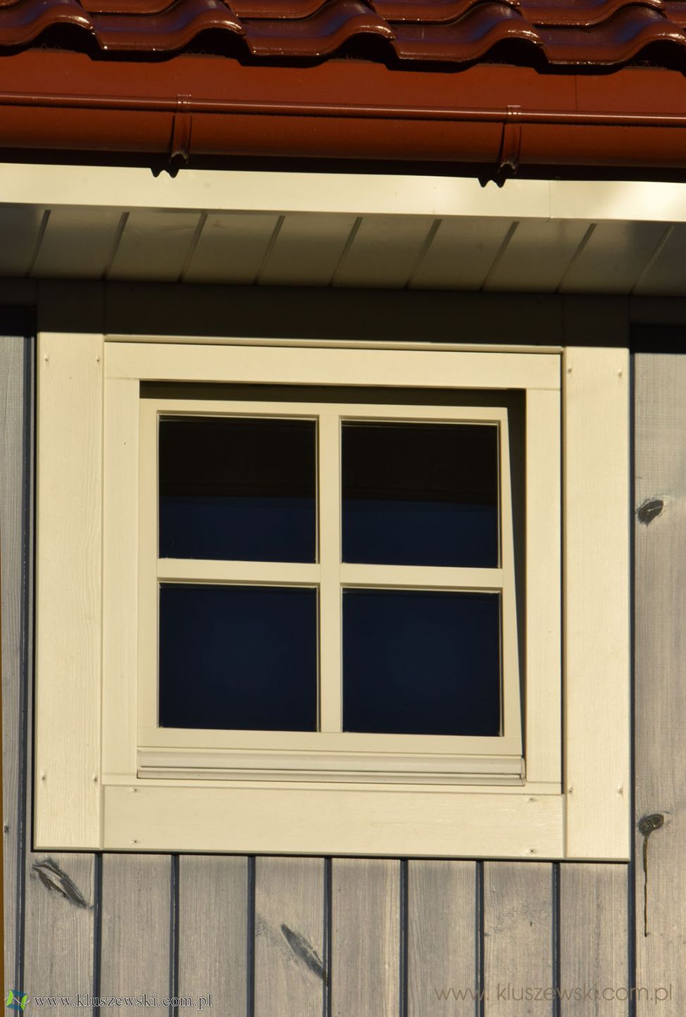 okno typu nowoczesna stodoła